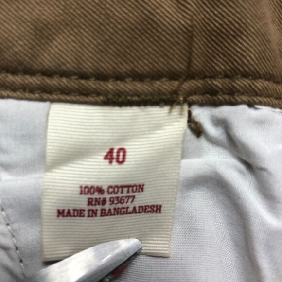 Men's Arizona Jean Co. Cargo Shorts Khaki Size 40 100% Cotton Button Pockets NEW - Picture 2 of 10